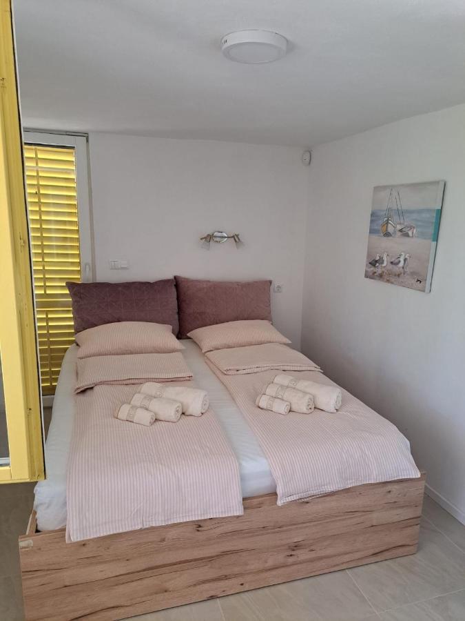 Beach House Suzi Posedarje Εξωτερικό φωτογραφία